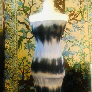 Tie dye strapless dress